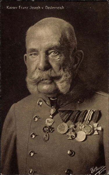 Ak Kaiser Franz Josef I, Portrait, Order and Badges, Welfare (b  /  w photo)
