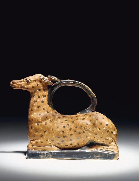 Askos in the form of a doe (terracotta)