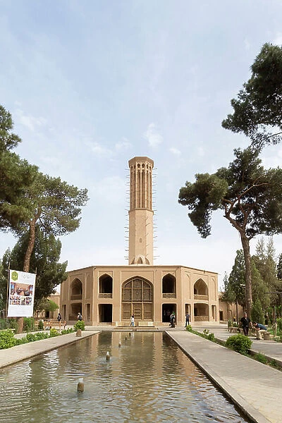 Bagh-e Dolat Abad windtower, Yazd, Iran (photo)