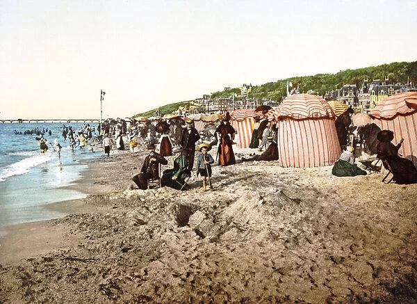 The beach at Trouville in France, 1890-1900 (chromolitho)