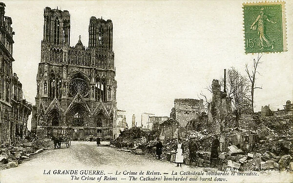 Cathedral district in Reims after the bombing 1914-18 (postcard)