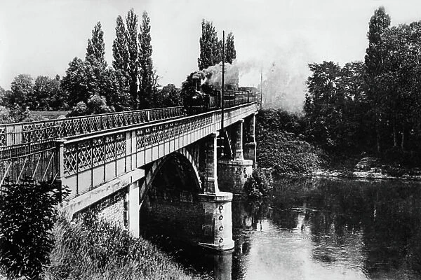 Chatou: railway bridge, c. 1905 (photo)