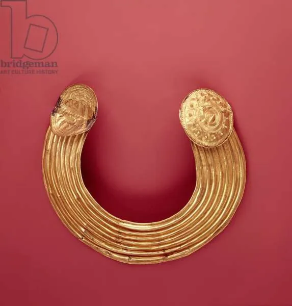 Collar, Ardcrony, County Tipperary, Late Bronze Age, 800-700 BC (gold)