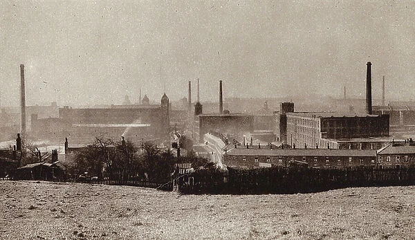 Cotton mills, Shaw (b / w photo)