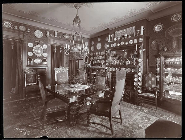 A dining room in David Belascos residence, 1903 or 1904 (silver gelatin print)
