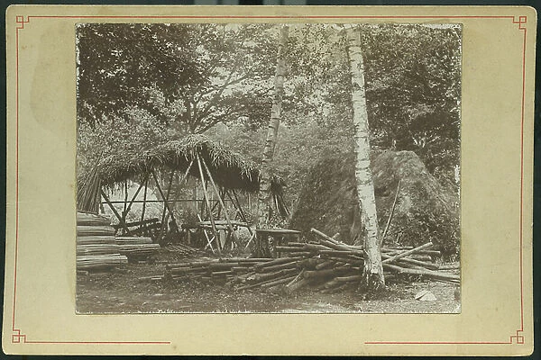 France, Brittany, Ille-et-Vilaine (35), Dinard: A woodworking workshop in the middle of the forest, 1885