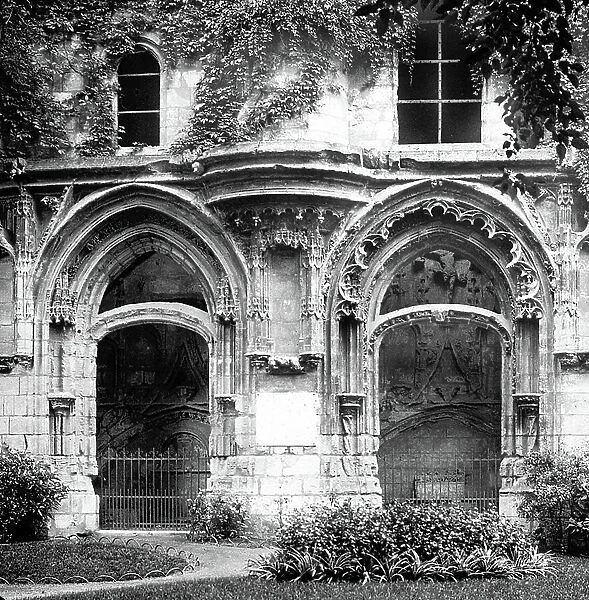 France, Centre, Loiret (45), Orleans: square de l'hotel de ville, ruin of the chapel Saint Jacques, 1890