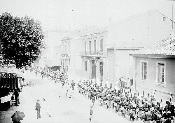 France, Languedoc-Roussillon, Herault (34), Montpellier: The 122nd defile on the avenue de Toulouse, 1900
