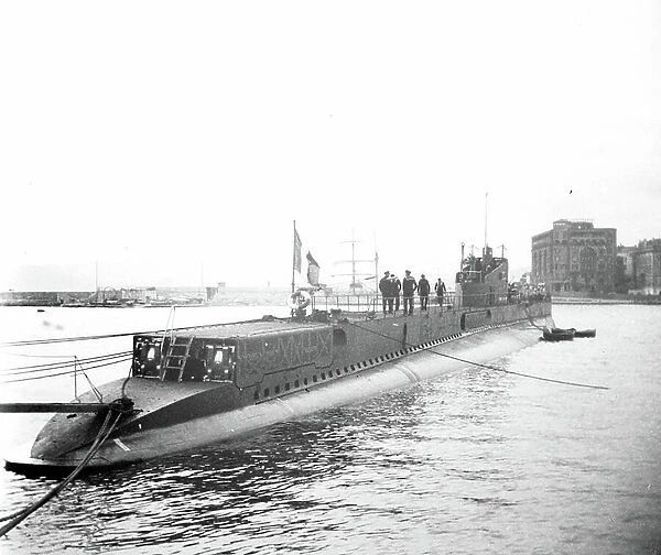 France, Lower Normandy, Manche (50), Cherbourg: A submarine in the harbor of Cherbourg, 1920
