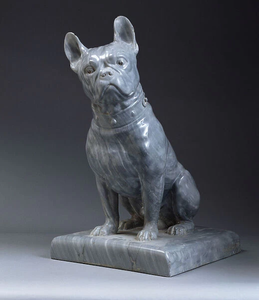 A grey marble figure of a pug (grey marble)