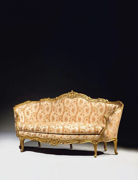 Louis XV sofa, 1717 (giltwood & textile)