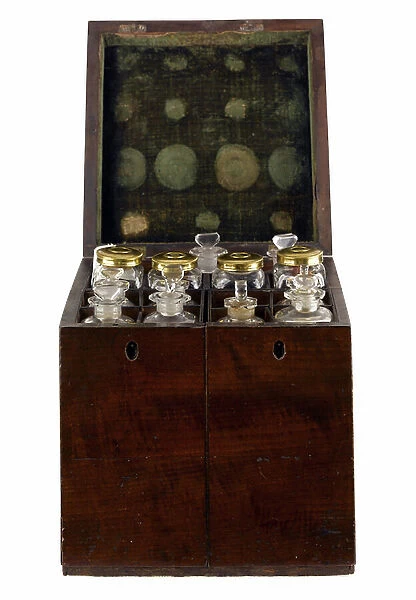 Marine medicine chest, with compartments containing bottles. Wooden and ivory chest, c.1808 (wood and ivory)