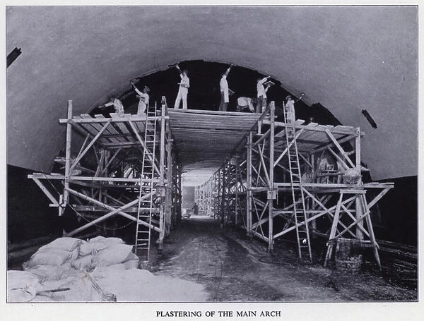 Mersey Tunnel: Plastering of the Main Arch (b  /  w photo)