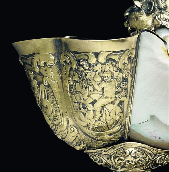 Mounted nautilus cup, Nagyszeben, mid 17th century (shell & silver-gilt