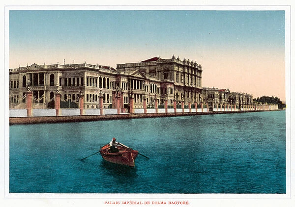 Palais Imperial De Dolma Bagtche (colour photo)