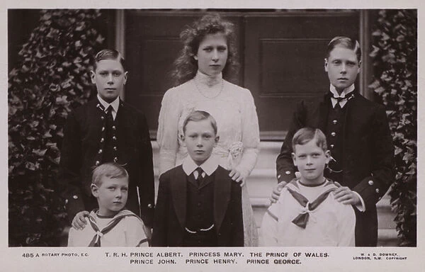Prince Albert, Princess Mary, Prince Of Wales, Prince John, Prince Henry, Prince George (b  /  w photo)