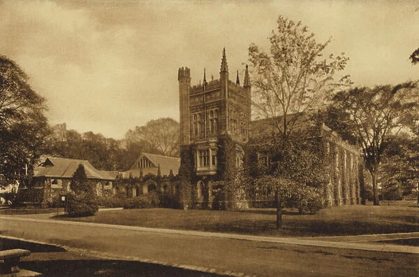 Princeton University: Murray-Dodge Hall (b  /  w photo)