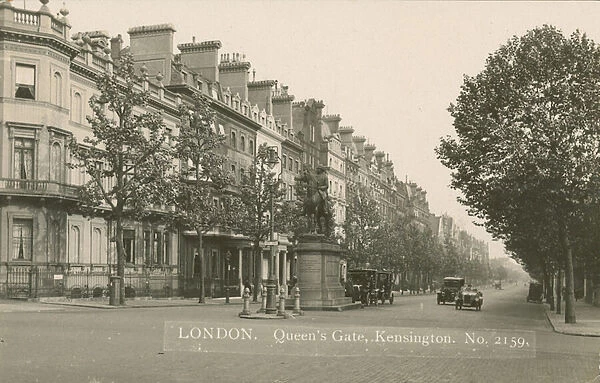 Queens Gate, Kensington, London (photo)