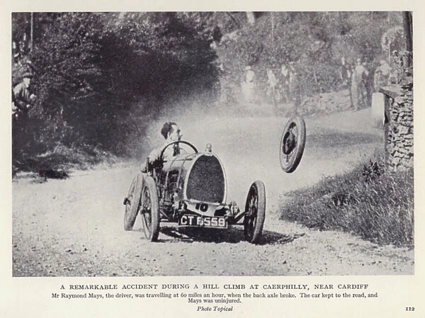 A remarkable accident during a hill climb at Caerphilly, near Cardiff (b  /  w photo)