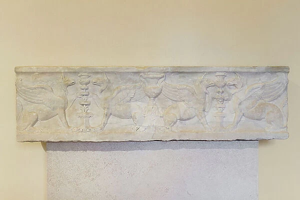 Roman sarcophagus, inv 578032 (marble)