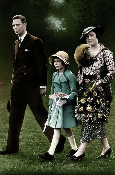 The Royal Family, after King George VI 's Coronation (photo)