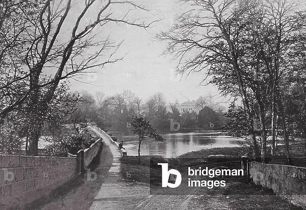 Shugborough Hall and Bridge (b / w photo)