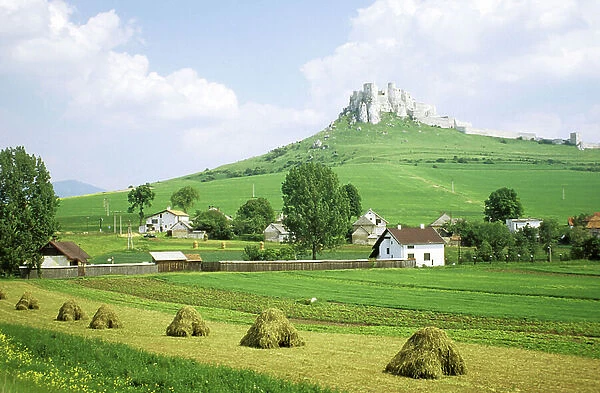 Slovakia, Spisske Podhradie (Spisska Nova Ves District), Spis Castle, overlooking farmland. 12th Century (photo)