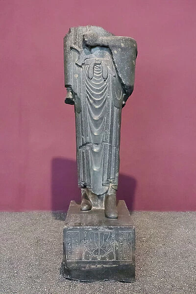 Statue of Darius, granite, Achaemenid period (granite)