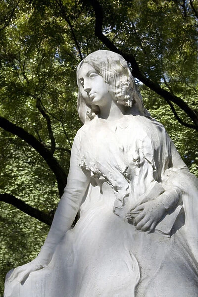 Statue of George Sand (Aurore Dupin, Baronne Dudevant) (1804-1876), French writer, Stone sculpture by Francois Leon Sicard (1862-1934), Installee at the Luxembourg Garden in Paris. Photography, KIM Youngtae, Paris