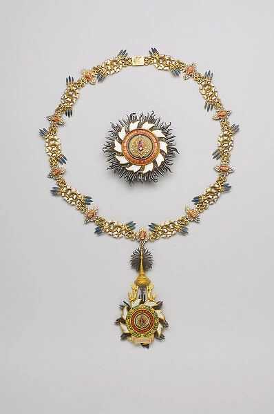 Thailand - Order of the Royal House of Chakri: plaque, necklace