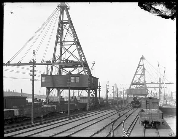 Travelling cranes, Pennsylvania Rail Road, Greenville, N. Y. c. 1912 (b  /  w photo)