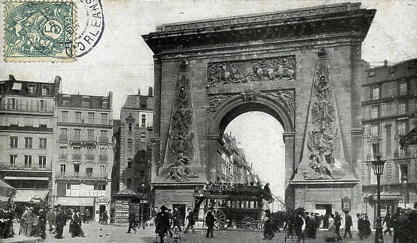 View of the Boulevard and the Porte Saint-Denis, Paris, 1912 (b / w photo)