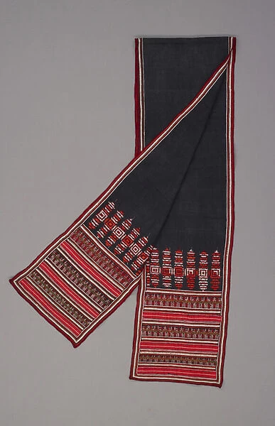 Womans headcloth, 20th century (hemp fiber, cotton, and silk; plain weave (hemp) with applique (cotton twill-woven cloth) and embroidery (cotton and silk))