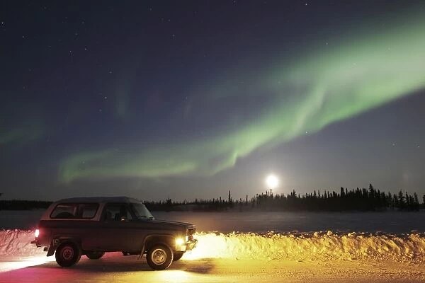 Aurora and old truck, Walsh Lake, Yellowknife, Northwest Territories, Canada