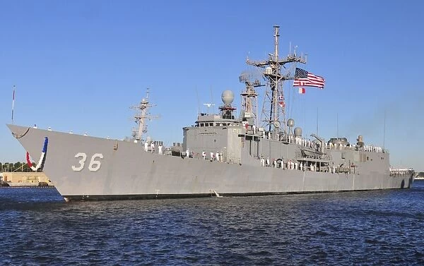 The guided-missile frigate USS Underwood