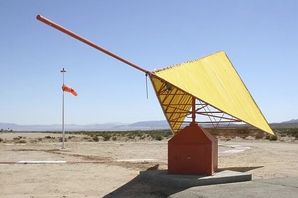 A tetrahedron wind direction indicator