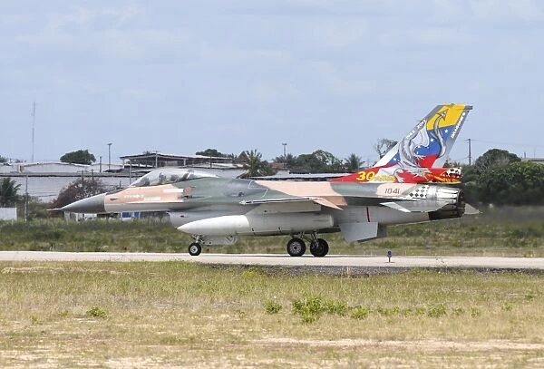 Venezuelan Air Force F-16 taxiing at Natal Air Force Base, Brazil