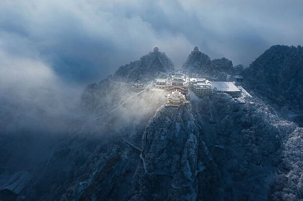 The palace above the clouds