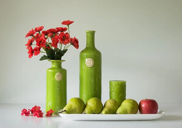 Red and Green with Apple and Pears
