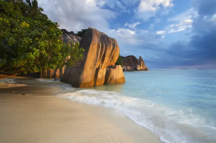 Framed Print : Dramatic Evening Sky Print, Anse Source d'Argent, La Digue Framed Print : Dramatic Evening Sky Print, Anse Source d'Argent, La Digue