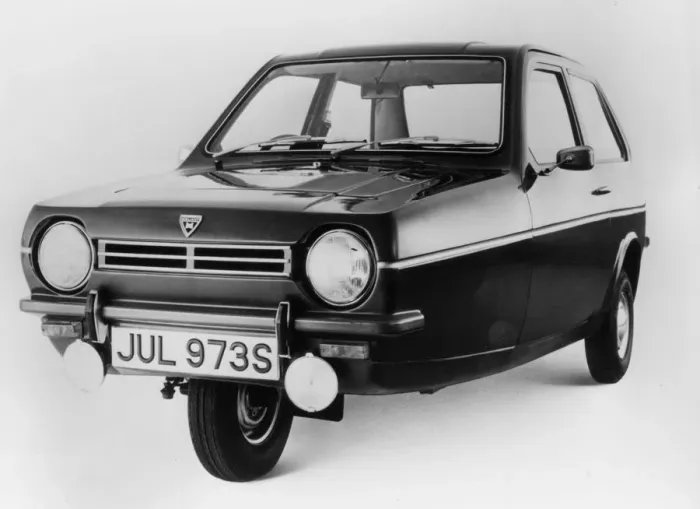 Framed Print : 1978 Reliant Robin Print Framed Print : 1978 Reliant Robin Print