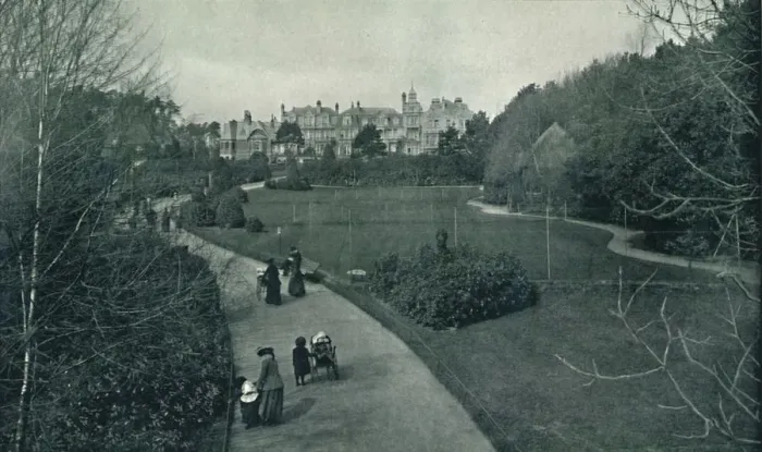 Framed Print : Heritage Images Print of Boscombe Gardens, c1910 Framed Print : Heritage Images Print of Boscombe Gardens, c1910
