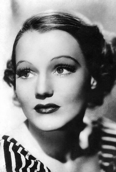 Constance Cummings (1910-2005), American-born British actress, c1930s-c1940s