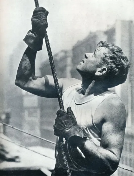 Framed Print : Print of workers on the Empire State Building construction site, c1931