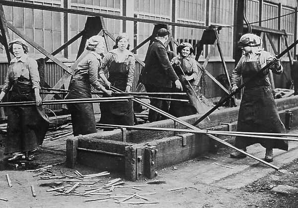 English women in shipbuilding yards, between c1915 and c1920. Creator: Bain News Service