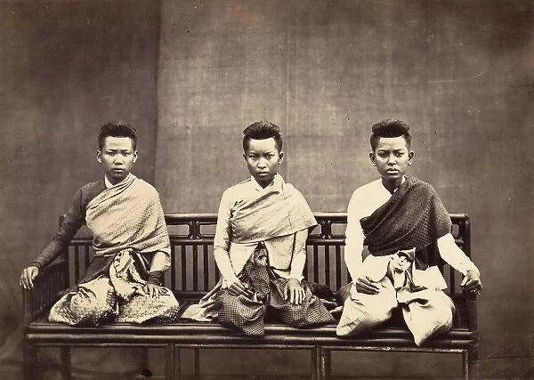 Femmes du Prince Phra-Keo-Pha, 1866. Creator: Emile Gsell
