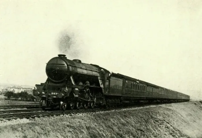 Framed Print : The Down Flying Scotsman Passing Reston, c1930 Print Framed Print : The Down Flying Scotsman Passing Reston, c1930 Print