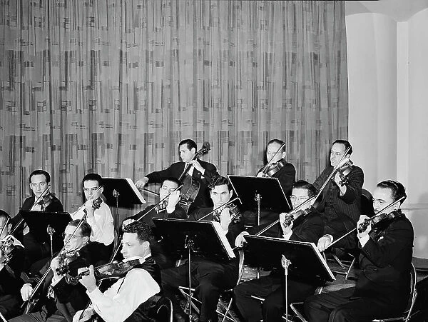 Glenn Miller Orchestra(?), New York, N.Y.(?), 1938. Creator: William Paul Gottlieb