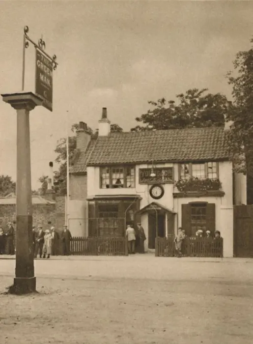 Framed Print : The Green Man at Putney Heath, c1935 Print Framed Print : The Green Man at Putney Heath, c1935 Print