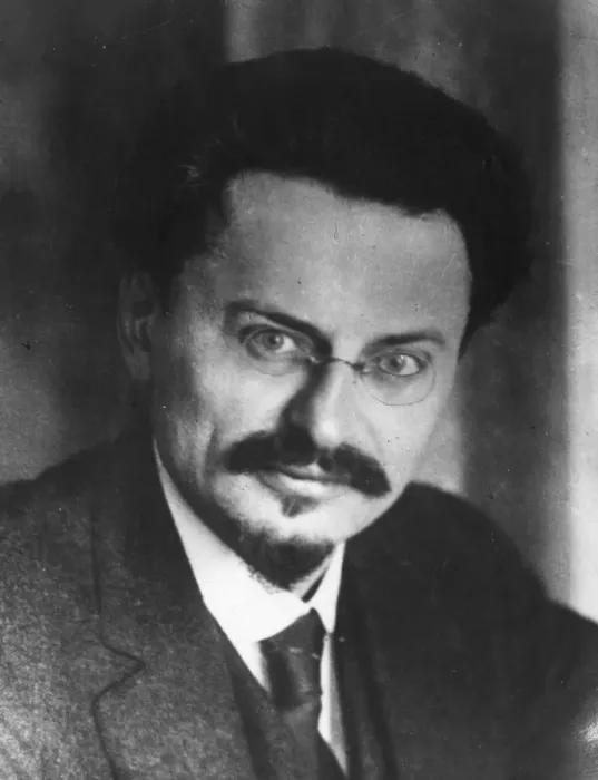 Framed Print : Leon Trotsky Print - Photographic Portrait Framed Print : Leon Trotsky Print - Photographic Portrait